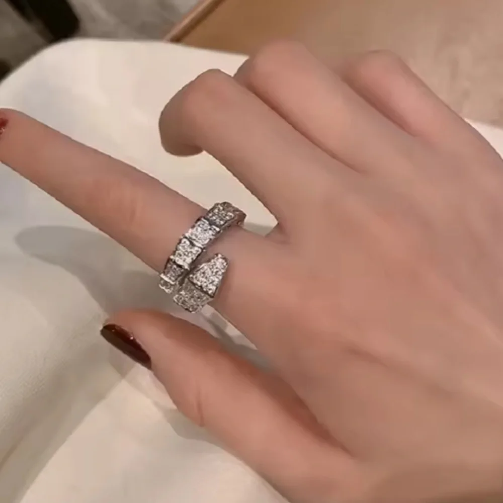 Serpenti Ring in White Gold